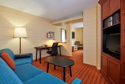  - Fairfield Inn & Suites by Marriott Farmington Hills