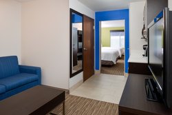  - Holiday Inn Express & Suites North Pueblo - I-25, Exit 102