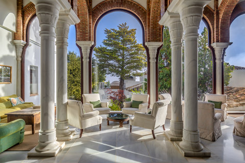 LA BOBADILLA ROYAL HIDEAWAY - Photo 15