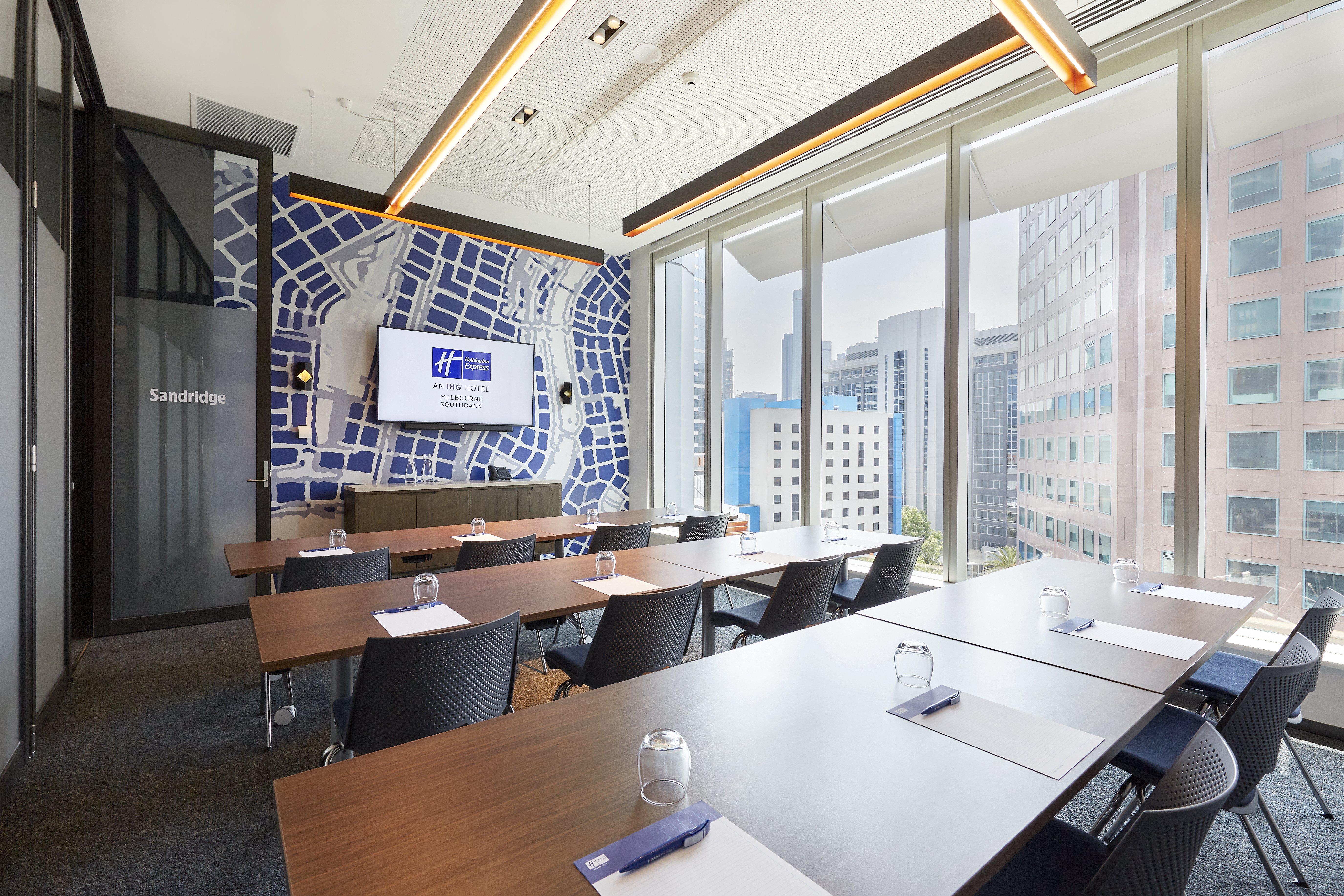 HOLIDAY INN EXP SOUTHBANK BY IHG-guestroom-Sandridge-Classroom.jpg