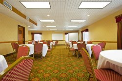  - Candlewood Suites Airport Grand Rapids