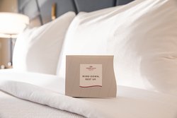  - Crowne Plaza Hotel Warwick - I-95, Exit 28B