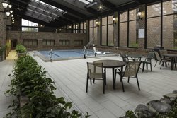  - Holiday Inn Countryside