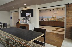  - Holiday Inn Express & Suites Brookshire - I-10, Exit 732