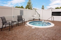  - Fairfield Inn & Suites by Marriott Queensbury - I-87, Exit 18