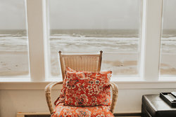  - Nye Beach Condos & Cottages Newport