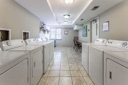  - Staybridge Suites Davenport - I-74, Exit 1