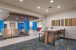  - Holiday Inn Express & Suites West