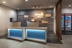  - Holiday Inn Express & Suites West