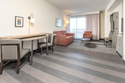  - Holiday Inn & Suites Wolfchase - I-40, Exit 18