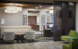  - Holiday Inn Express & Suites Niagara on the Lake