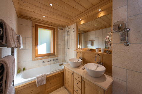 CHALET ROYALP HOTEL AND SPA - Photo 60