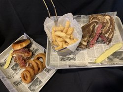  - Holiday Inn Covington - I-71 & I-75, Exit 192