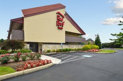  - Red Roof Inn East Louisville - I-64, Exit 15