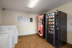  - HomeTowne Studios Sulphur - I-10, Exit 23