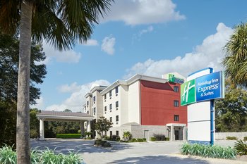 Holiday Inn Express & Suites Pensacola West-Navy Base