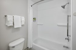  - Holiday Inn Express & Suites Pensacola