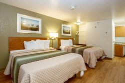  - HomeTowne Studios Maple Shade