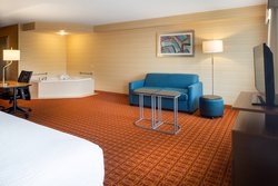  - Fairfield Inn & Suites by Marriott Toronto Airport