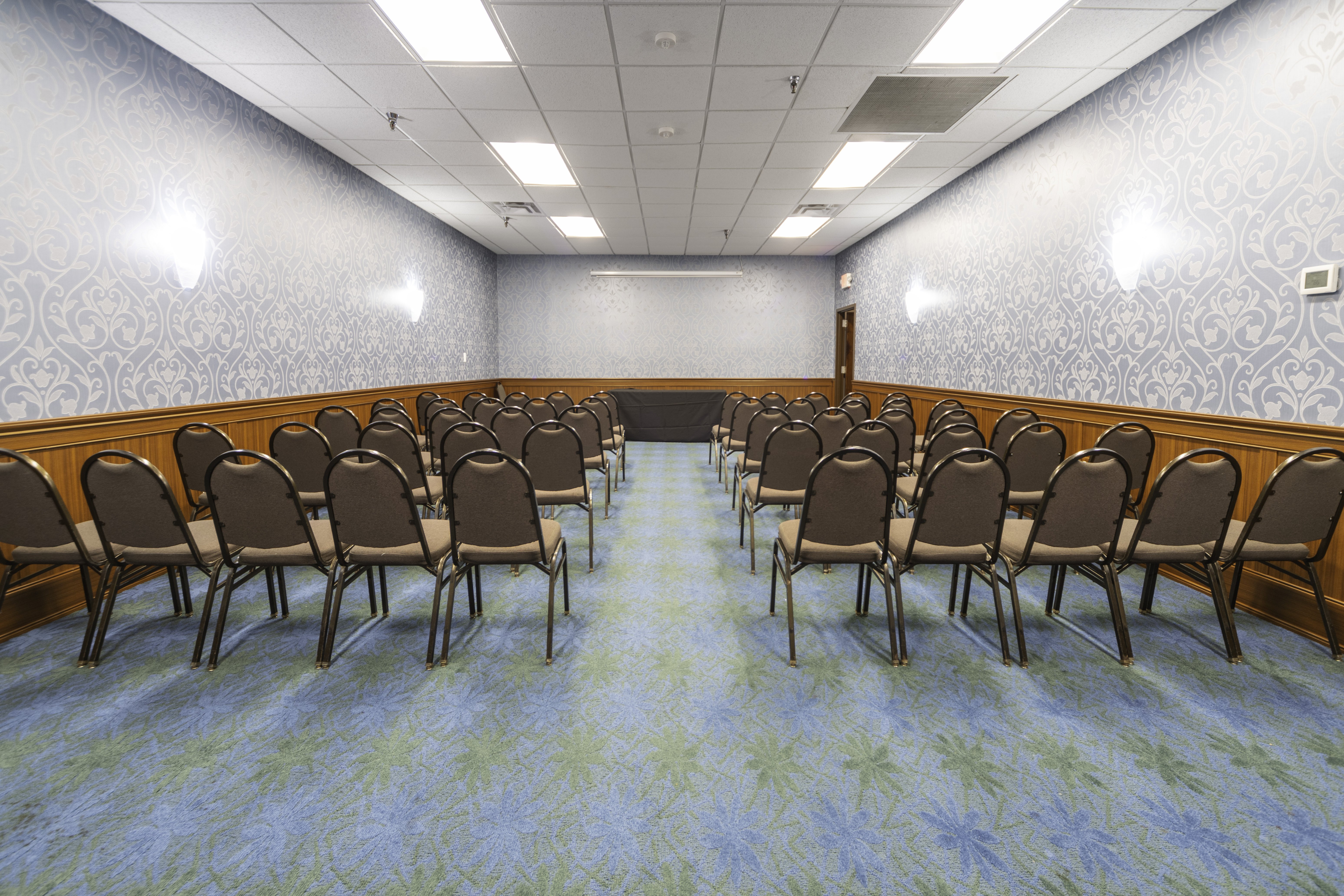 Let us take care of you and your event in our Meeting Room.
