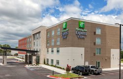  - Holiday Inn Express & Suites Woodland Tulsa