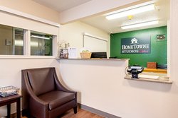  - HomeTowne Studios Puyallup