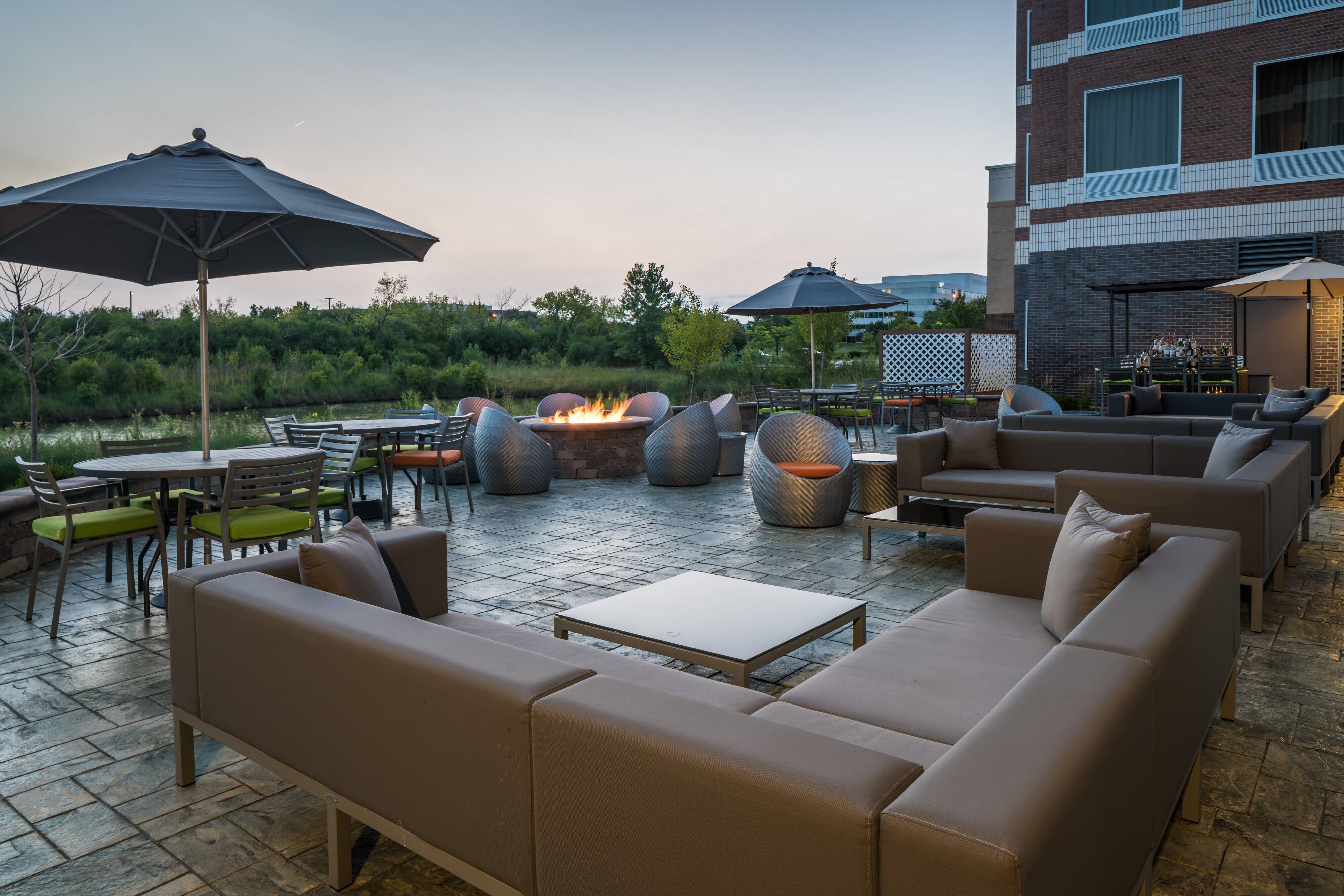 Outdoor Bar - Patio with Firepit