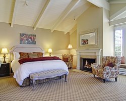  - Carriage House Inn Carmel