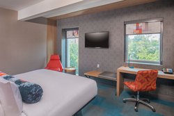  - Aloft Hotel LaGuardia East Elmhurst