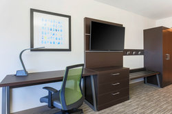  - Holiday Inn Express & Suites O'Hare Airport Des Plaines