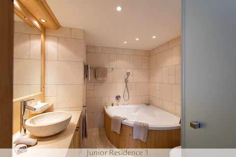 CHALET ROYALP HOTEL AND SPA - Photo 64