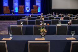  - Renaissance Hotel Downtown Columbus - I-71, Exit 108