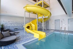  - Sandman Signature Hotel Sherwood Park