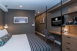  - Sandman Signature Calgary Airport Hotel