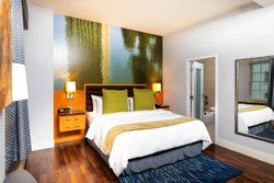 - Hotel Indigo Downtown Baton Rouge - I-110, Exit 1A & 1B