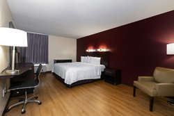  - Red Roof Plus+ Inn University Tuscaloosa - I-20 & I-59, Exit 76