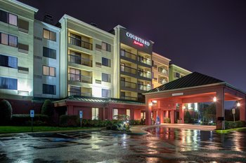 Courtyard by Marriott Richmond/Chester