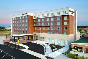 Courtyard by Marriott Hotel North Brunswick, NJ - See Discounts