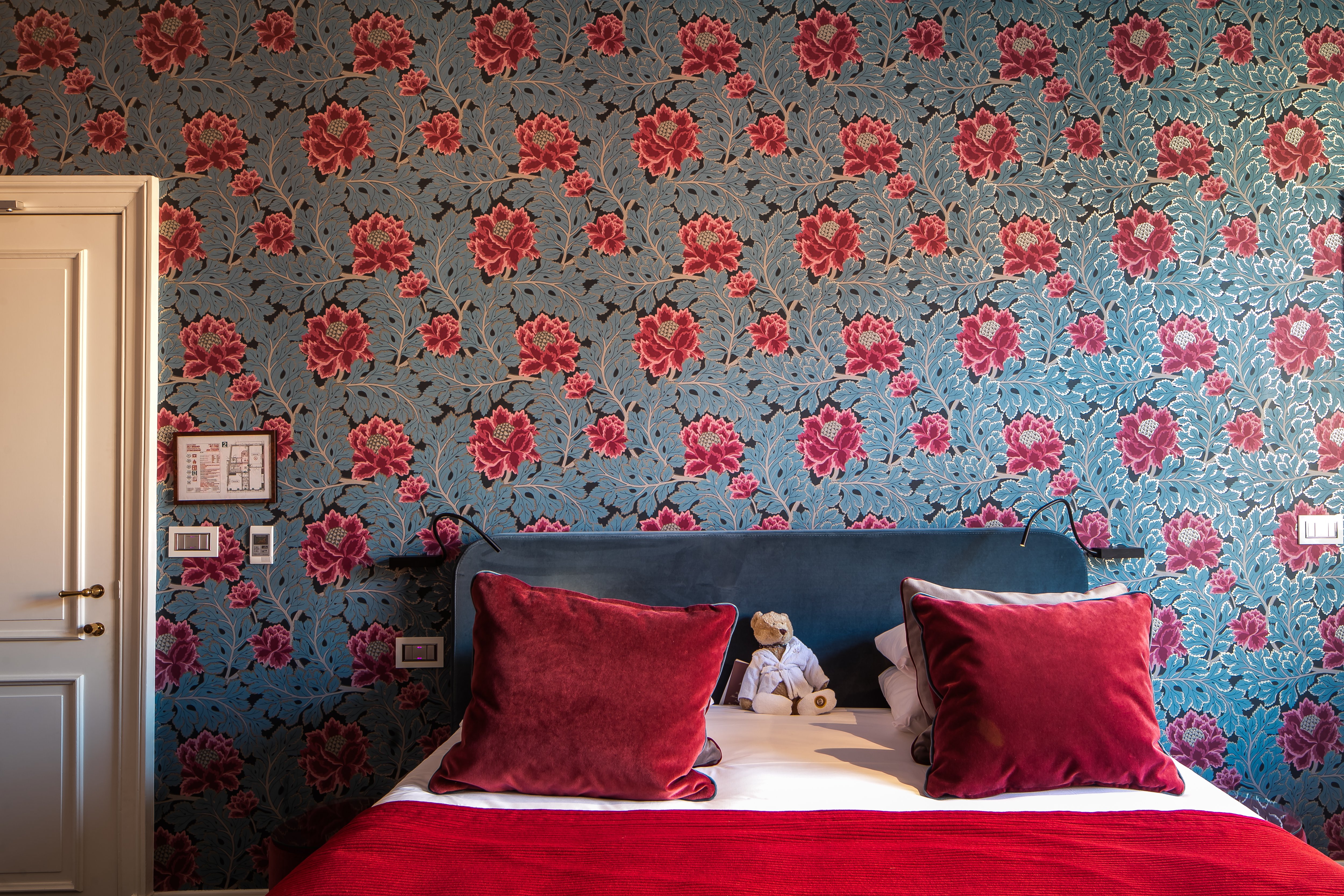Hotel De Orangerie-guestroom-Bedroom.jpg