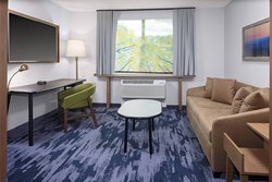  - Fairfield Inn & Suites by Marriott Greenfield