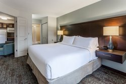  - Staybridge Suites Davenport - I-74, Exit 1