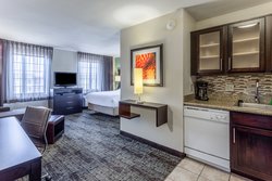 - Staybridge Suites Davenport - I-74, Exit 1
