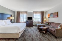  - Staybridge Suites Davenport - I-74, Exit 1