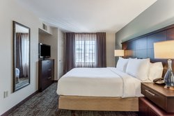  - Staybridge Suites Davenport - I-74, Exit 1