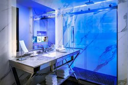  - Sinclair Hotel Downtown Fort Worth - I-35, Exit 52A