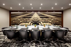  - Sinclair Hotel Downtown Fort Worth - I-35, Exit 52A