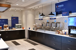  - Holiday Inn Express & Suites Romeoville