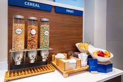  - Holiday Inn Express & Suites Romeoville