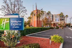  - Holiday Inn Express & Suites Fremont - I-880, Exit 15