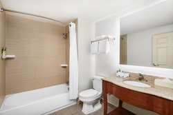  - Holiday Inn Express & Suites Mayo Clinic Jacksonville